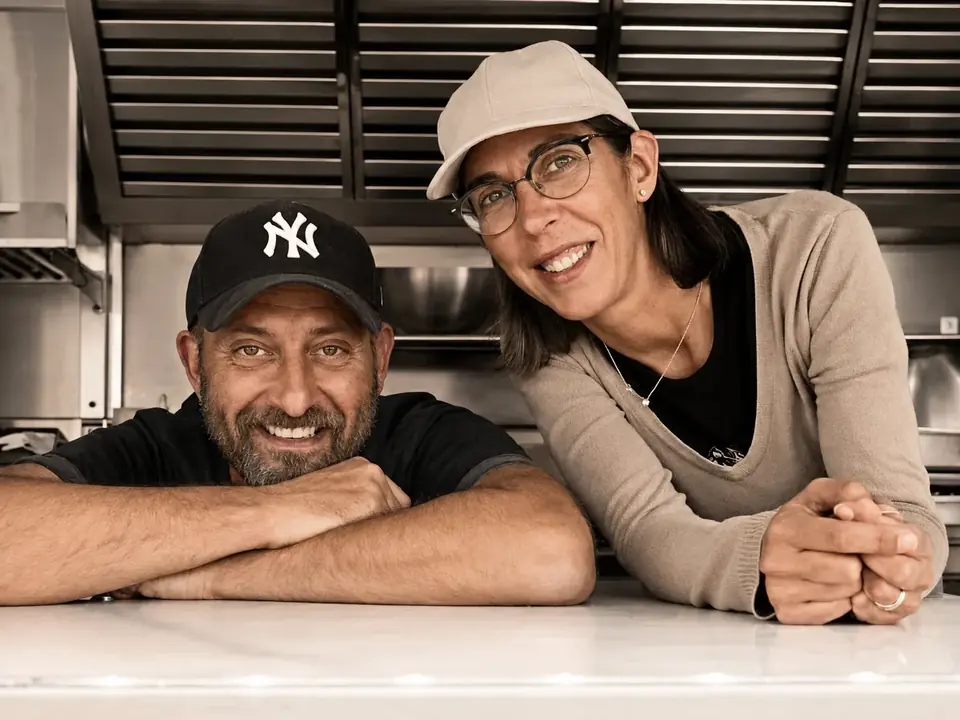 Portrait chaleureux de l'équipe Jetlagfood